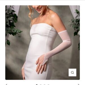 Cornelia James bridal gloves